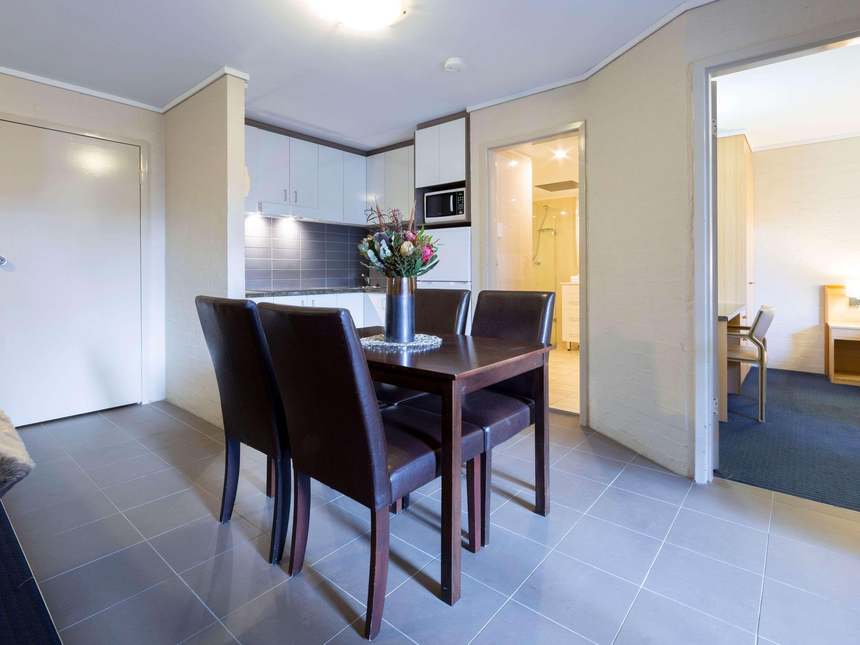 ibis Styles Canberra Exterior foto