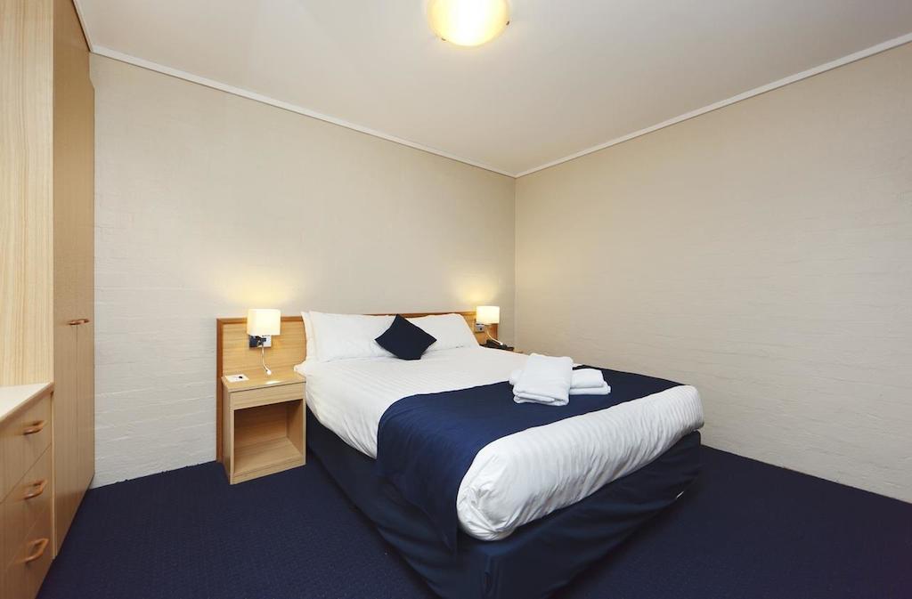 ibis Styles Canberra Exterior foto