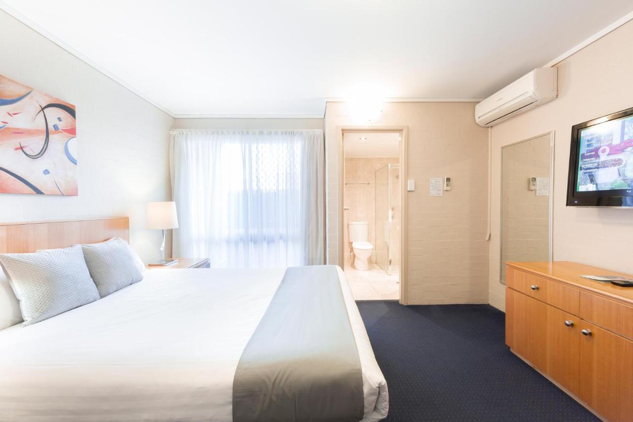 ibis Styles Canberra Exterior foto
